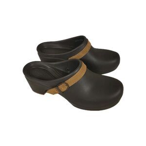 Crocs Sarah Clog Mules Women’s 8 Brown Block Heel Platform Comfort